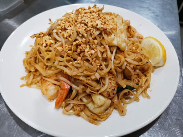 Pad Thai (V) (泰式炒河粉)